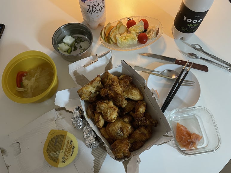 굽네치킨 이대역점 사진 8