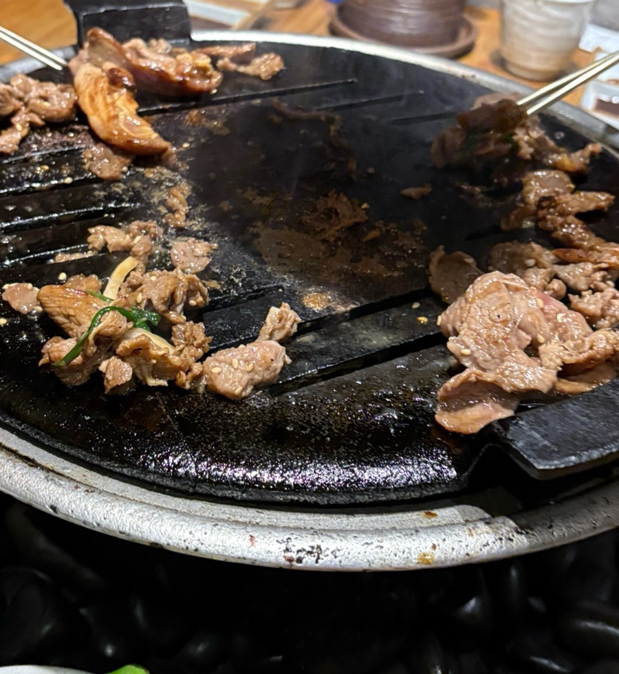 고력당흑염소숯불구이 이미지