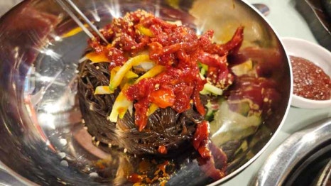 꾸석지돌판한우 이미지