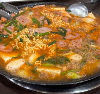 윤대감의정부부대찌개 이미지