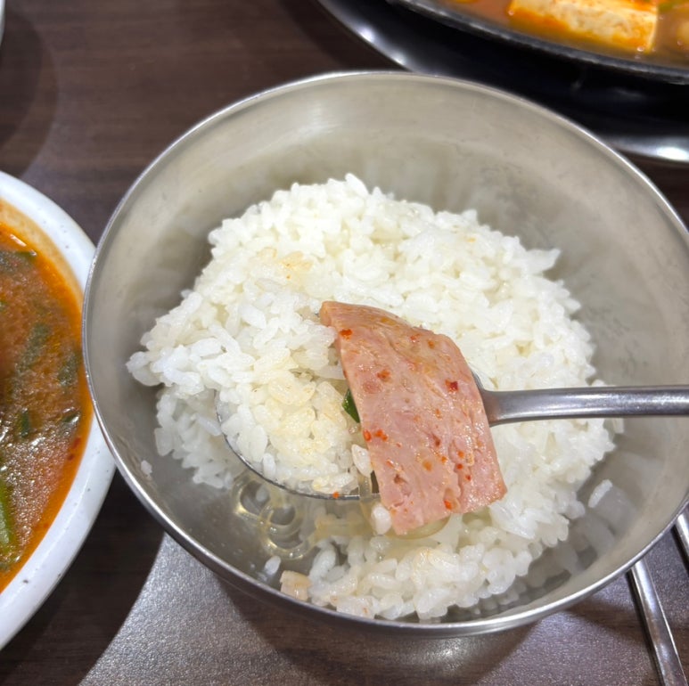 윤대감의정부부대찌개 이미지