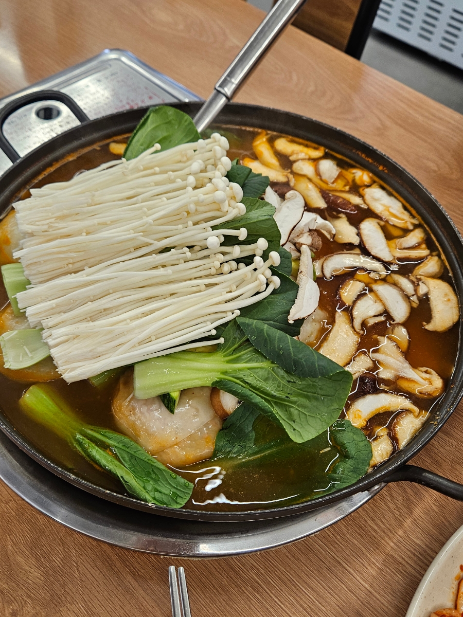 토마루해물칼국수 이미지