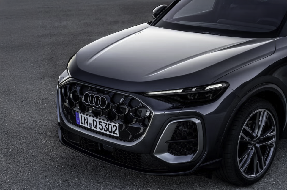 2025 아우디 Q5 "BMW X3, 벤츠 GLC 고민 중이라면 이 차 먼저 Q5 분석" 이미지 4