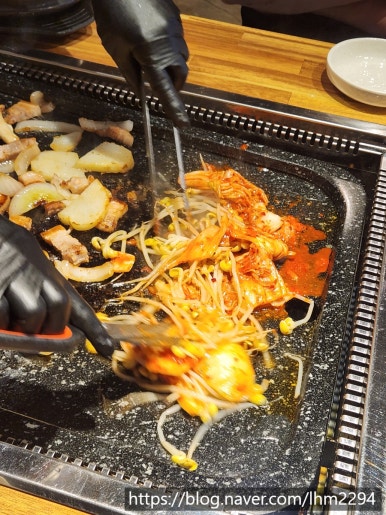 온달집미나리생삼겹오리 이미지
