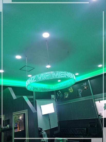 헌즈맨즈헤어 이미지