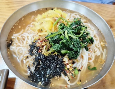 유명장터국수 이미지