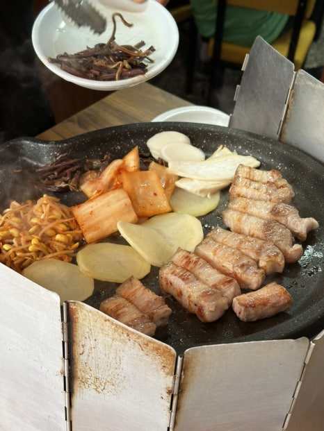 돼지나무사랑걸렸네 이미지