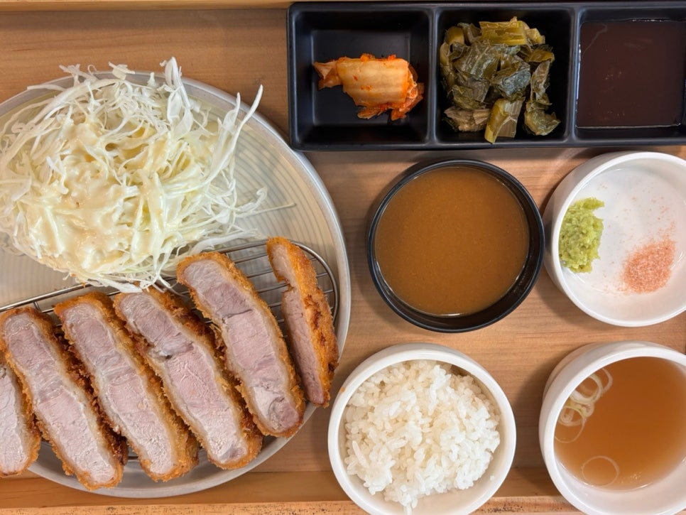 흥도식당 성남시청점 이미지