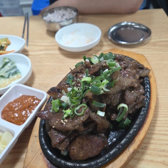 땅끝돼지불백 이미지