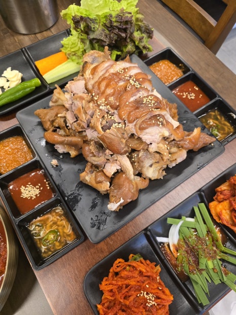 귀한족발 월성점 이미지