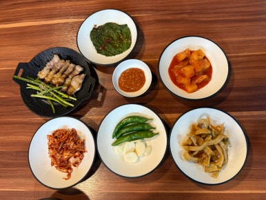 머물래 이미지