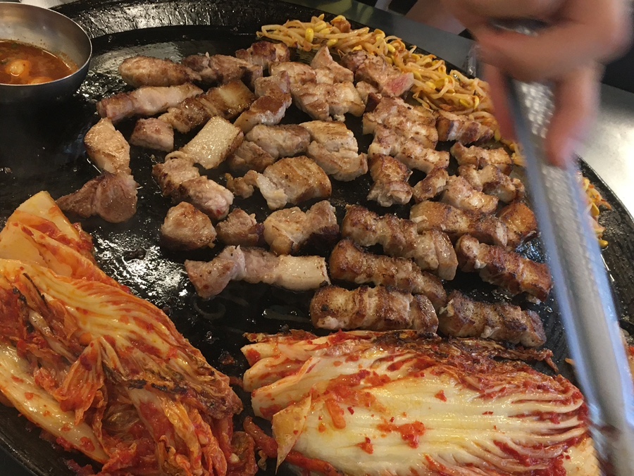 동두천솥뚜껑삼겹살 안양일번가점 이미지