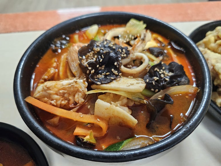 황제짜장 이미지