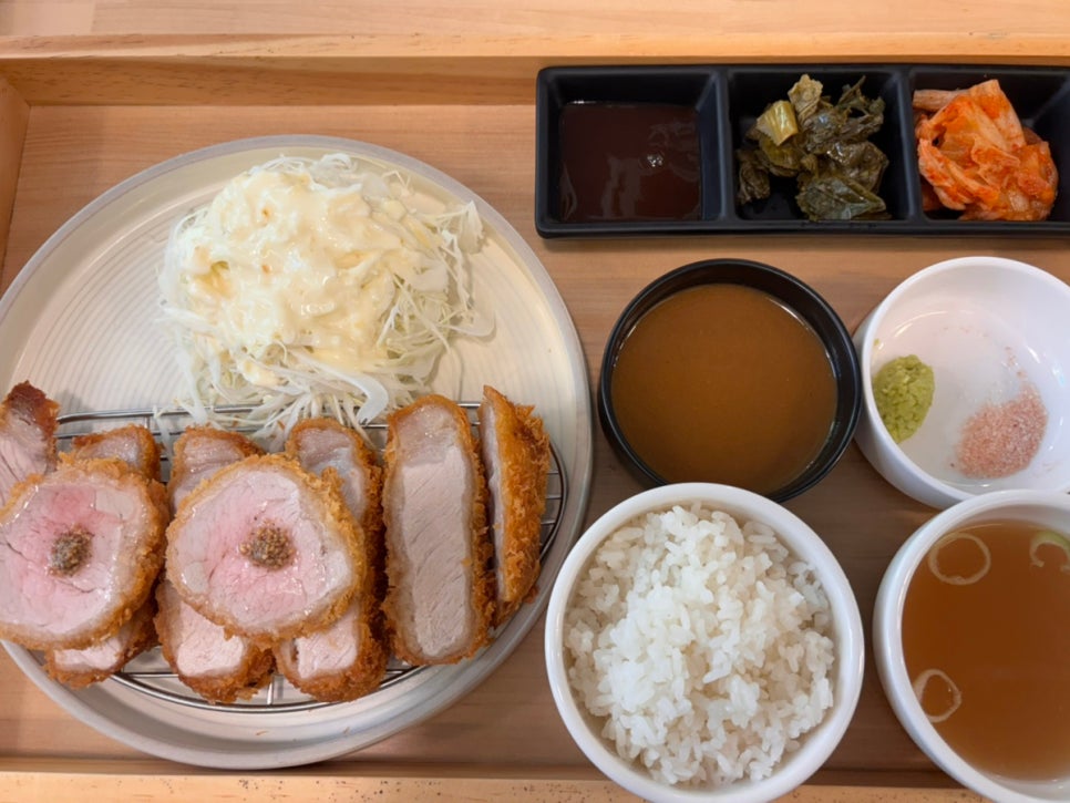 흥도식당 성남시청점 이미지