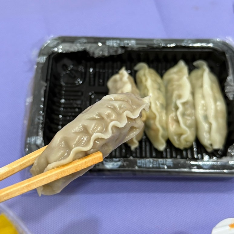 넝쿨째 오이소박이냉국수 이미지
