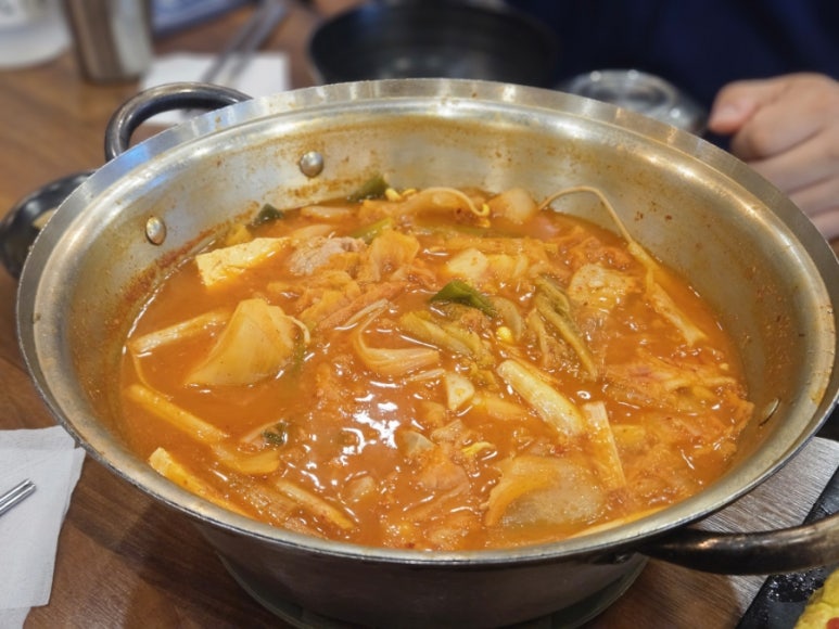 배부장찌개 가산BYC하이시티점 사진 3