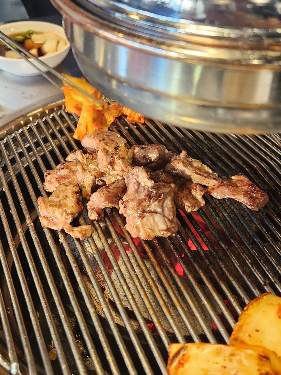본토고기구이 이미지