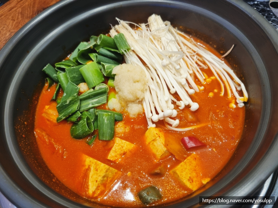 김치찜은 못참지 이미지