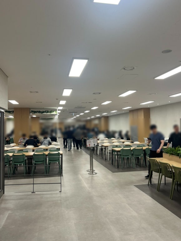 CJ프레시웨이 FKI타워 직원식당 사진 3