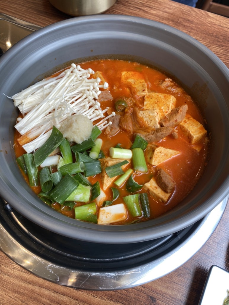 김치찜은 못참지 이미지