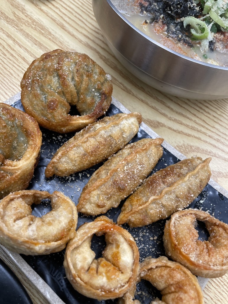 국이오 비산점 이미지