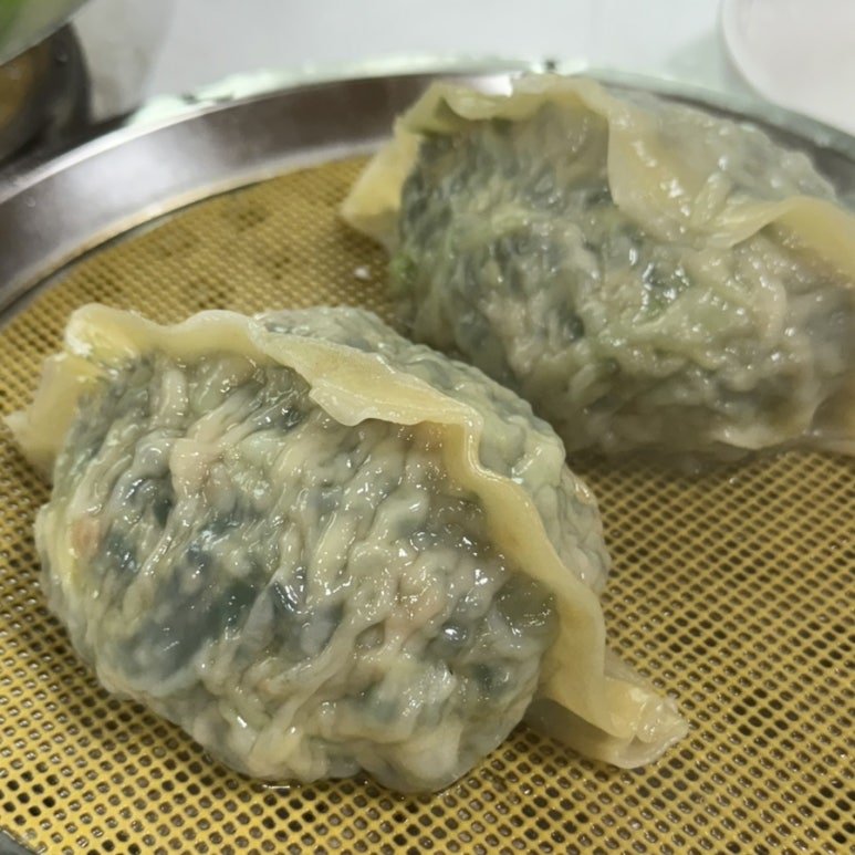 뼉다구 아지매 육칼 이미지