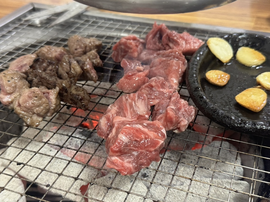 꽃보다소참숯불구이 황토골 사진 8