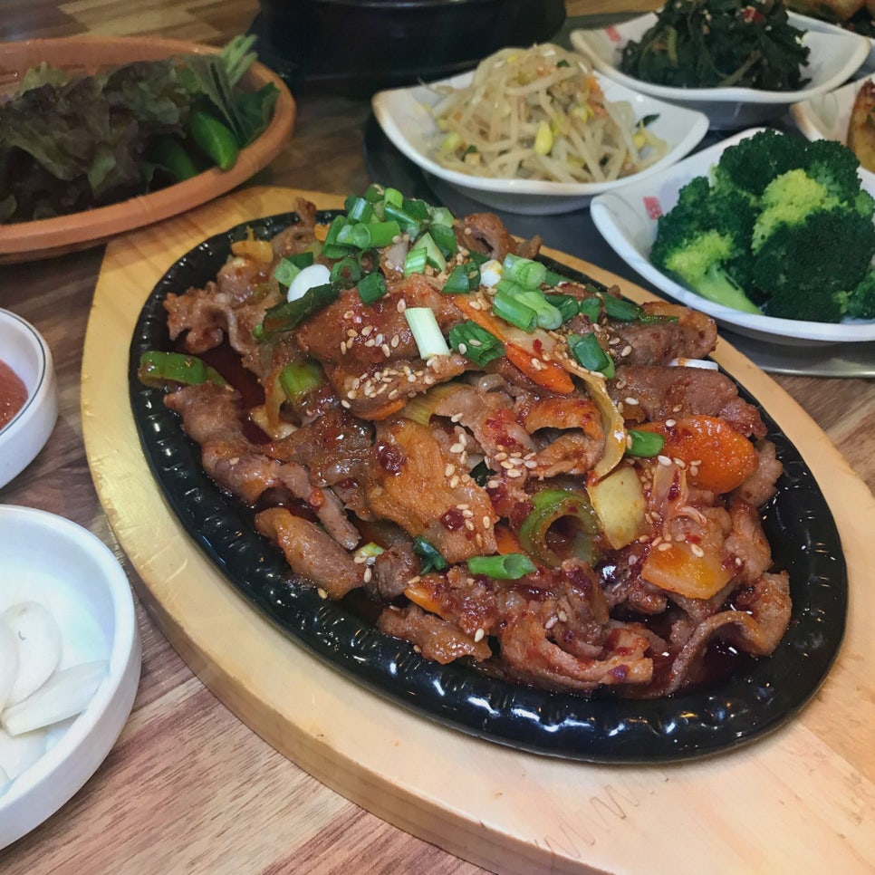 황토돼지 사진 6