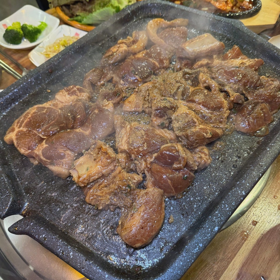 황토돼지 대표 사진