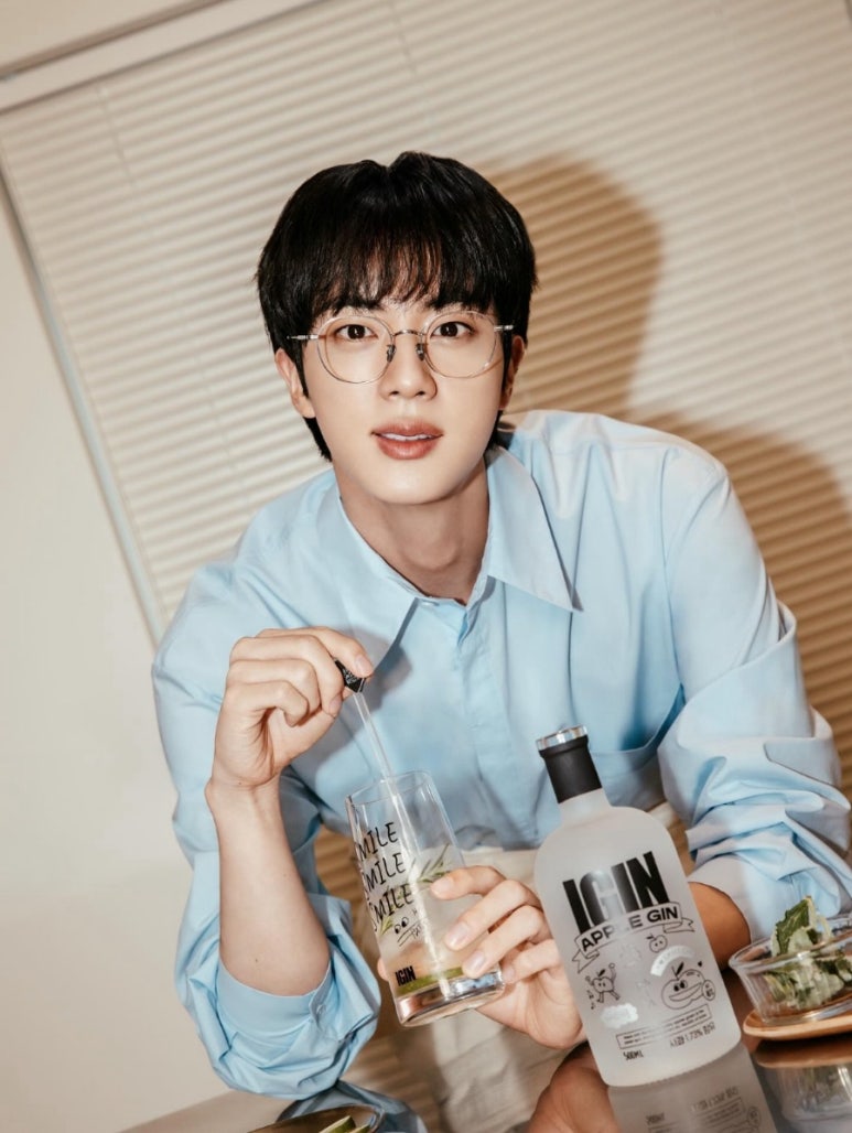 BTS 방탄소년단 진 - 250623 아이긴 애플진 하이볼 화보 등장 ㅠㅠ : 네이버 블로그