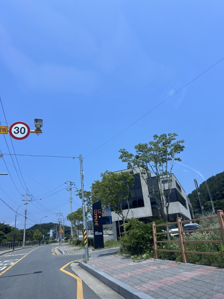 베비에르 르꼬뮤네 사진 2