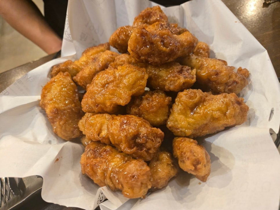 교촌치킨 구로디지털점 사진 8