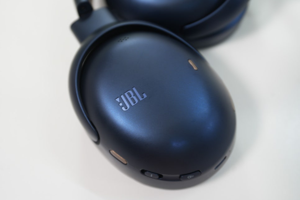 노이즈 캔슬링 헤드셋 실화야! JBL TOUR ONE M3 블루투스 헤드폰 실사용기 이미지 11