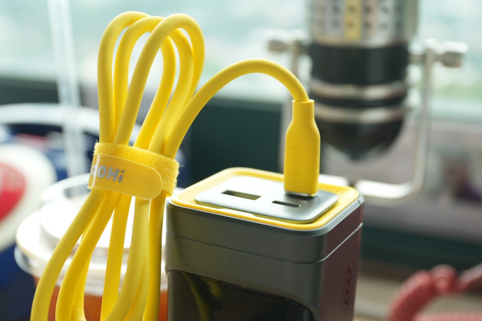 아이패드프로 아이폰 충전도 완벽 대응 AOHi 140W PD 3.1 USB-C 초고속 충전 케이블  후기 이미지 14