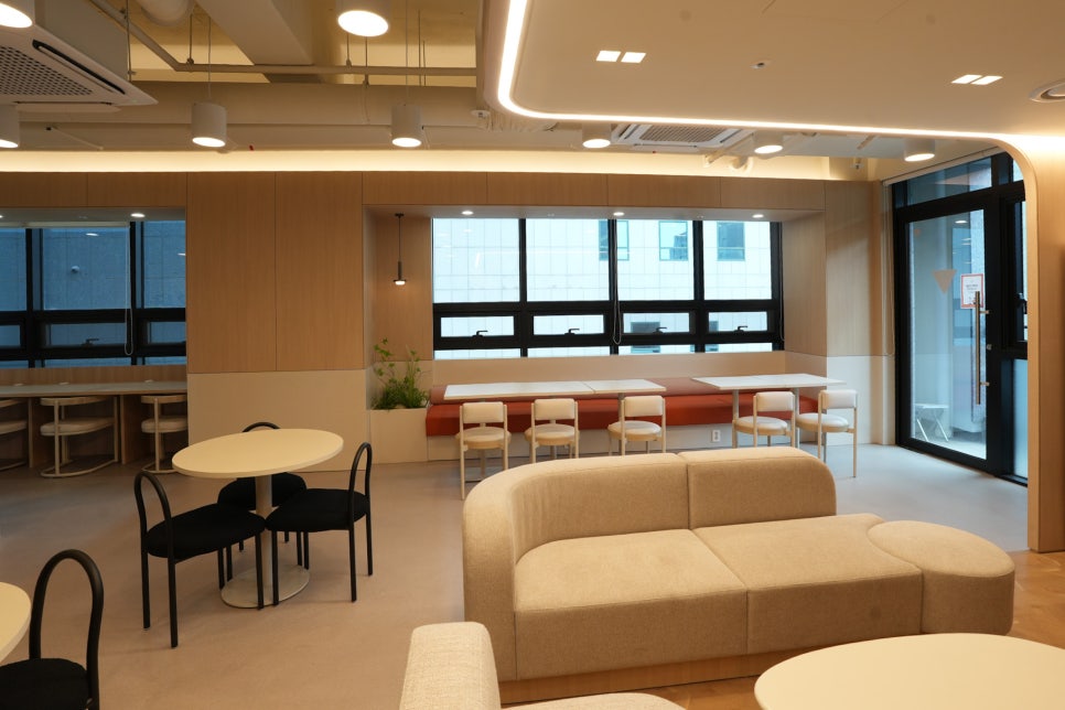 강남에서 창업할 거면 무조건 여기! 공유유피스가격 비용절감 패스트파이브 선릉센트럴점 다녀왔습니다 이미지 7