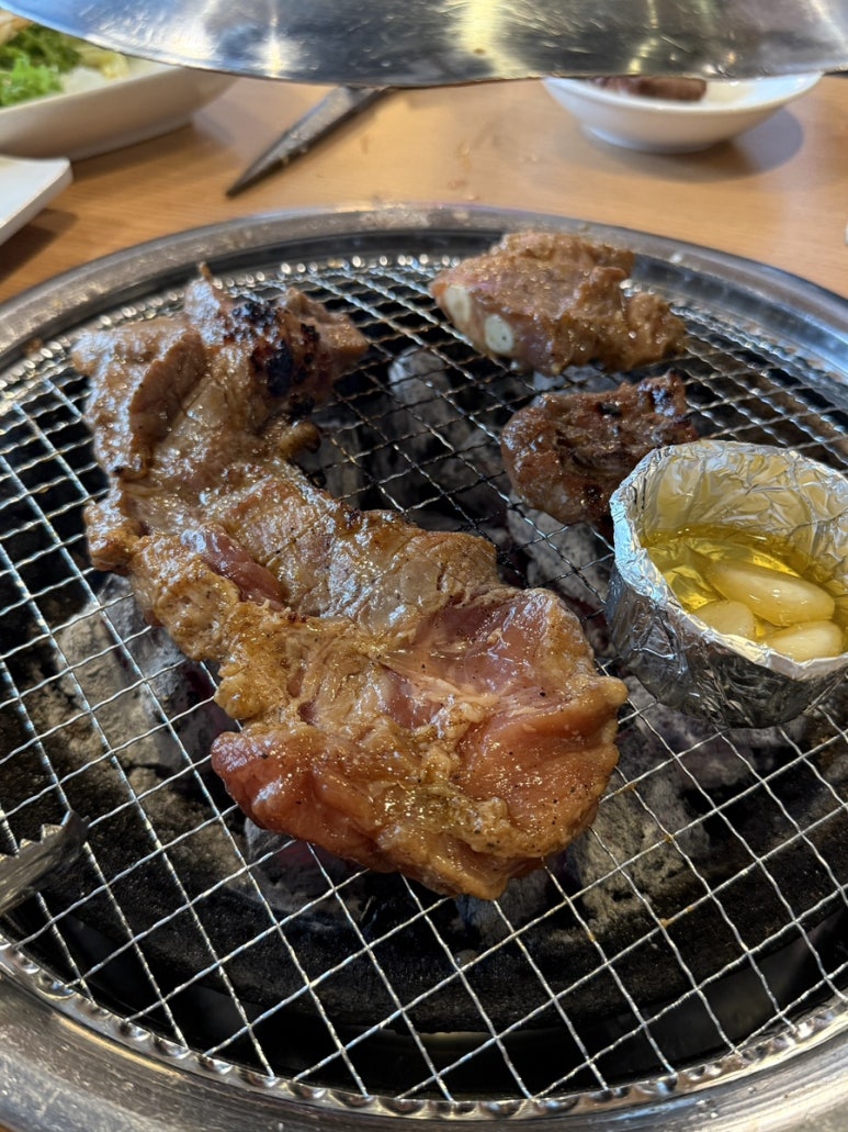 오월돼지 사진 6