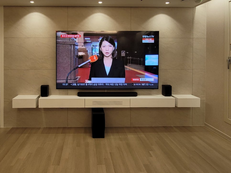 75인치 TV도 거뜬한 공간 혁신, ‘선반여왕 벽걸이TV선반’ 이미지 8