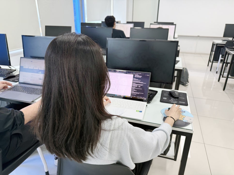 비전공자 코딩 학원 후기: 1년 만에 개발자 취업 성공기 — 사진 7