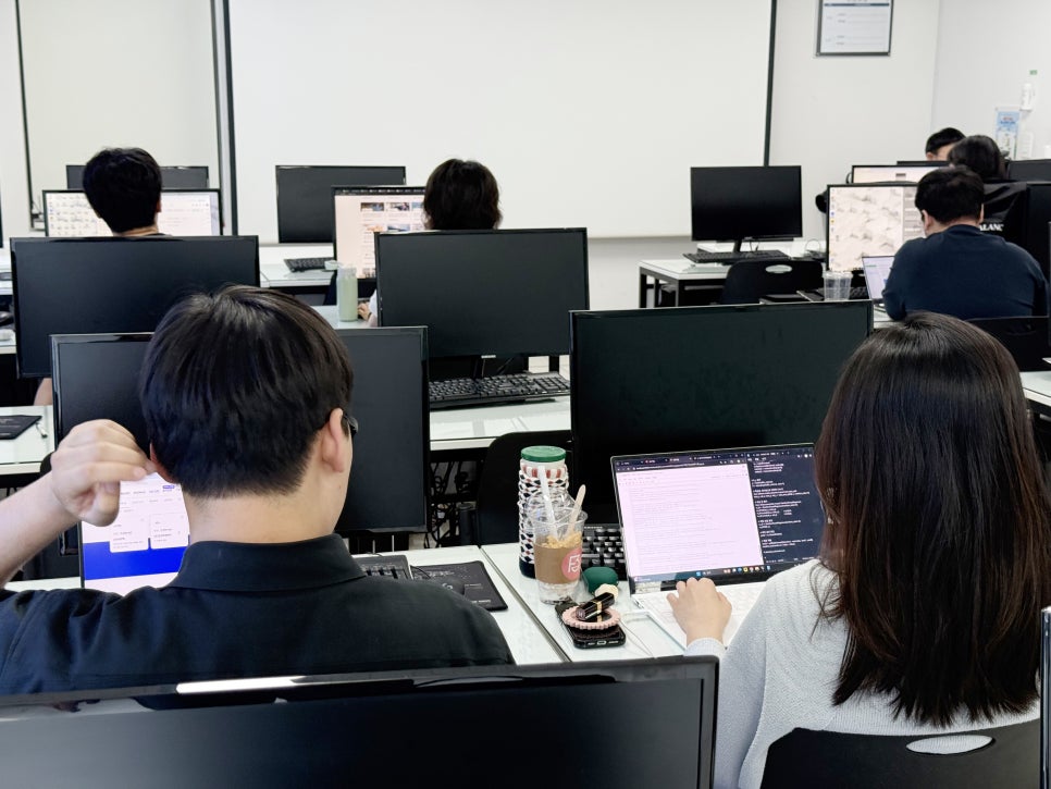 비전공자 코딩 학원 후기: 1년 만에 개발자 취업 성공기