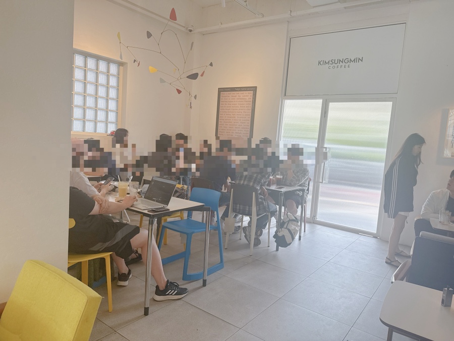 수원 김성민커피 신관, 애견 동반 가능한 신동카페 — 사진 7