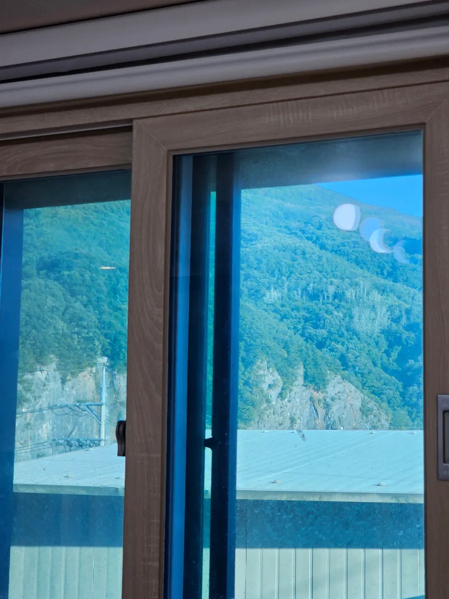 더즌호텔 이미지