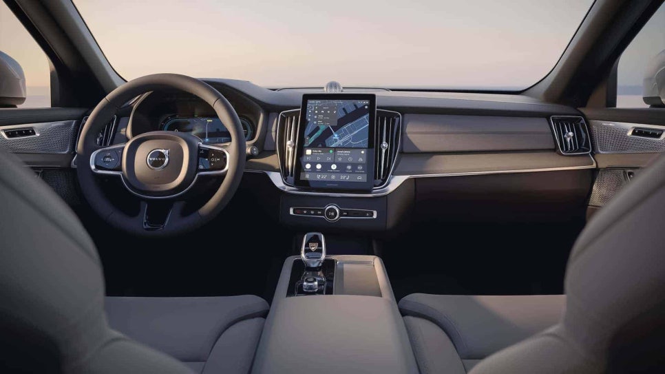 럭셔리 SUV의 본질을 다시 묻다 –천하자동차 The New Volvo XC90 시승기 '삶에 여유를 입히다' 이미지 3