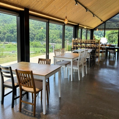 카페 보라길 이미지