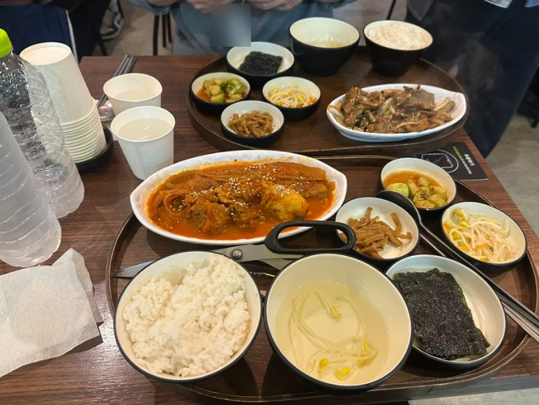 모던식탁 사진 7