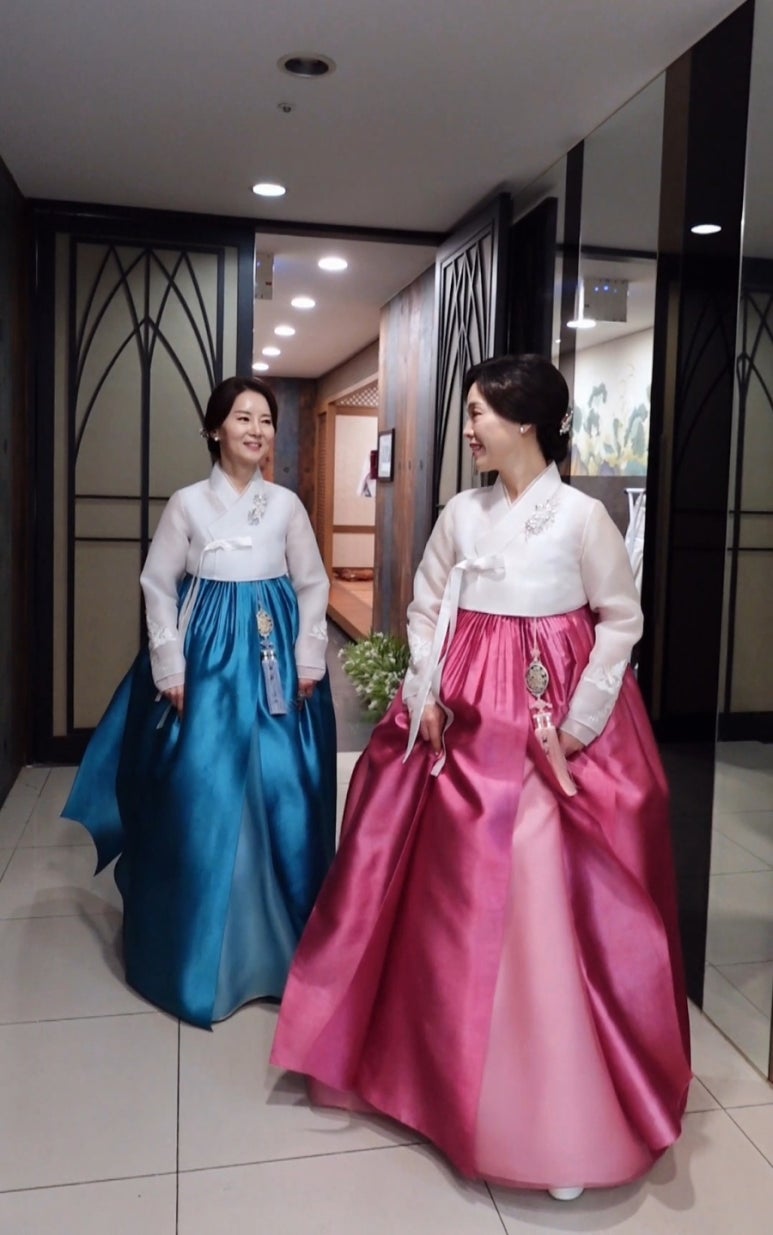 테힐라한복대여맞춤 이미지