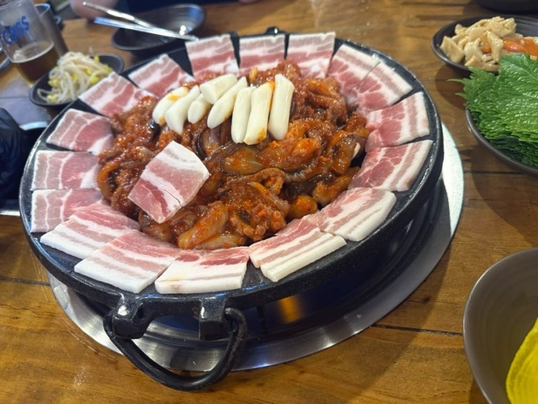 명동알쌈쭈꾸미 동대문점 사진 5