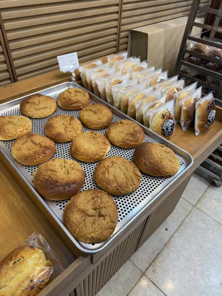 BGT호두단팥빵 양재역점 사진 6
