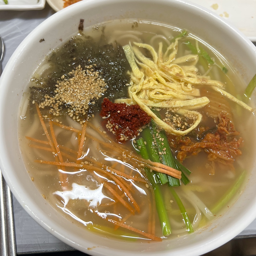 동굴칡국수 이미지