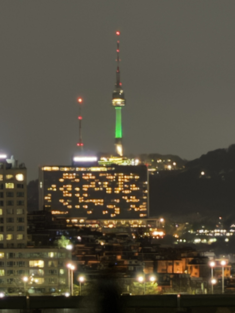 교촌치킨 서초3호점 사진 8