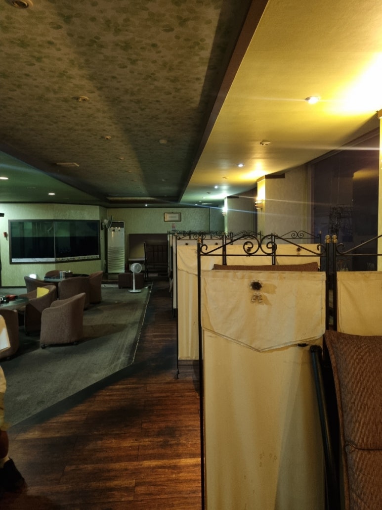 구어진닭호프 이미지